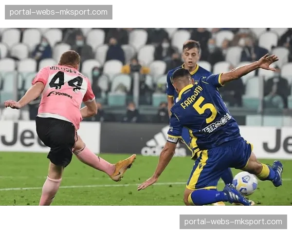 保级关键战:莱切主场迎战恩波利,输家将深陷降级区 保级关键战:莱切主场迎战恩波利,输家将深陷降级区